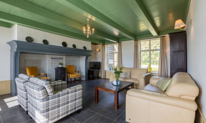 Municipality of Veere Apartment | 110 m² Apartment ∙ 3 bedrooms ∙ 8 guests