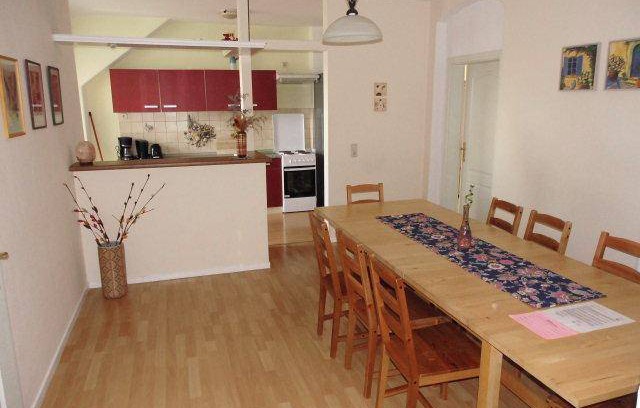 Loebtau Apartment | 110 m² Apartment ∙ 3 bedrooms ∙ 8 guests