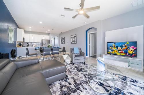 Four Corners Apartment | 1103EZ CHAMPIONS GATE,CONDO + GAME ROOM