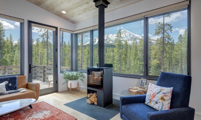 Big Sky House | 12 Lake Cabin by Moonlight Basin Lodging