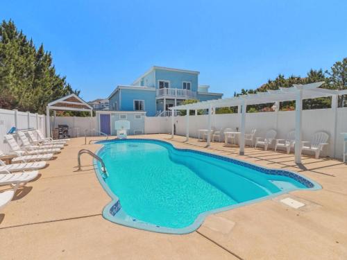 Whalehead Beach House | 1250 - Outrageous Beach Xperience