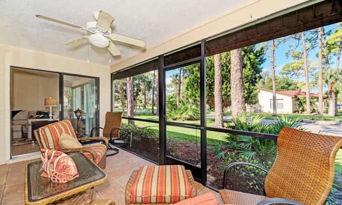 Sarasota House | 126 m² House ∙ 2 bedrooms ∙ 4 guests
