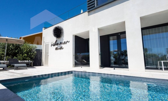 Coxos Beach Apartment | 127 m² Apartment ∙ 3 bedrooms ∙ 6 guests