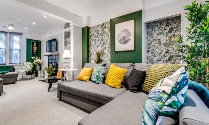 Kemptown House | 128 m² House ∙ 5 bedrooms ∙ 16 guests