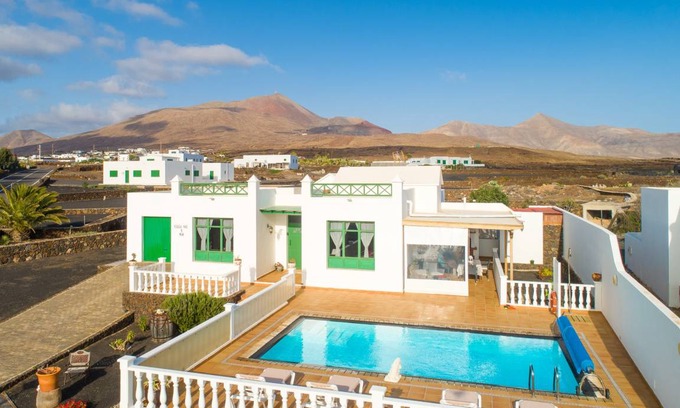 Las Brenas Villa | 130 m² Villa ∙ 3 bedrooms ∙ 6 guests