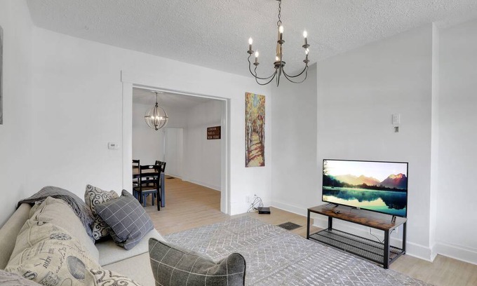 Olde Towne East Hotel | 131 m² Aparthotel ∙ 4 bedrooms ∙ 12 guests