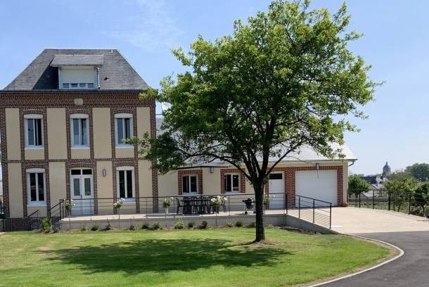 Neville House | 132 m² House ∙ 5 bedrooms ∙ 10 guests