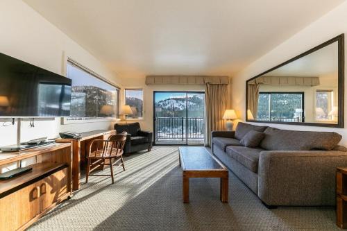 Truckee Apartment | 136 Bldg C condo