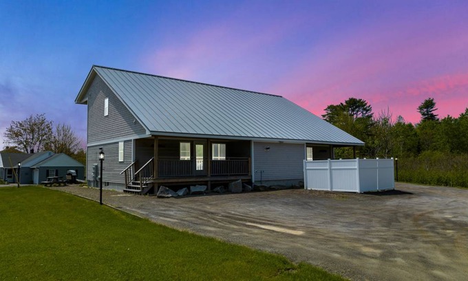 Owls Head House | 137 m² House ∙ 3 bedrooms ∙ 4 guests