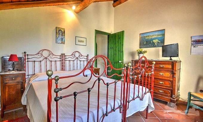 Acireale Bed & Breakfast | 14 m² Bed and breakfast ∙ 1 bedroom ∙ 2 guests