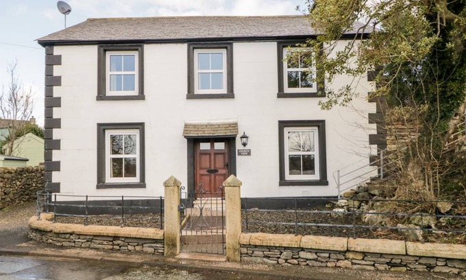 Duddon Valley Cottage | 145 m² Cottage ∙ 4 bedrooms ∙ 9 guests