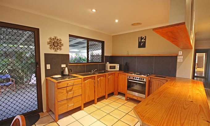 Marcoola Apartment | 15 Clematis Court Marcoola