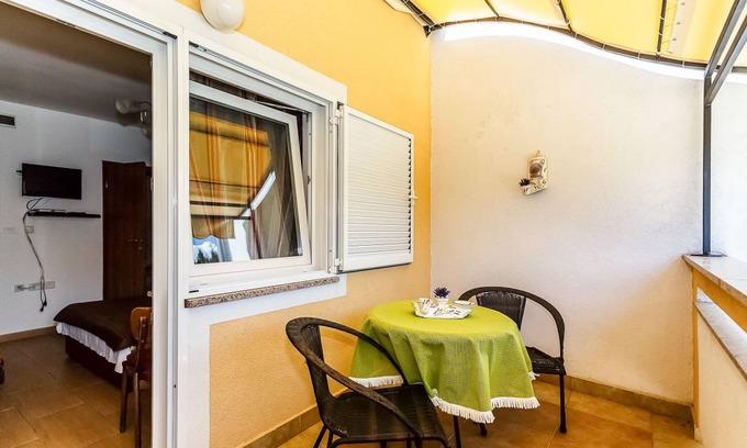Malinska-Dubasnica Apartment | 15 m² Apartment ∙ 2 guests