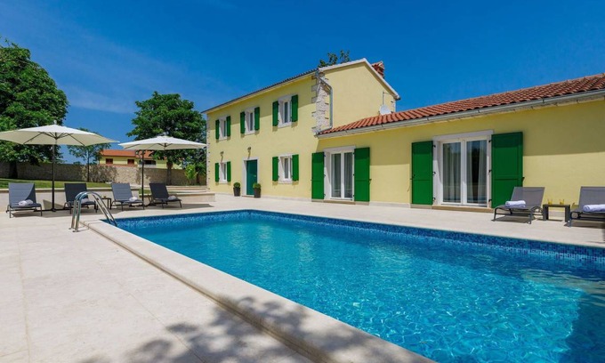 Kringa Other | 150 m² Accommodation ∙ 4 bedrooms ∙ 8 guests
