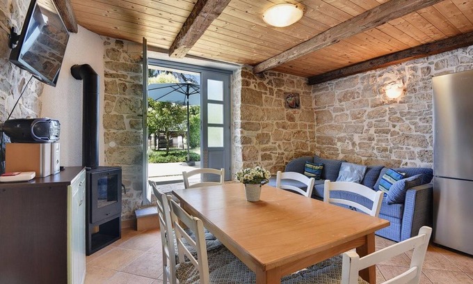 Stranici kod Lovreca House | 150 m² House ∙ 5 bedrooms ∙ 12 guests
