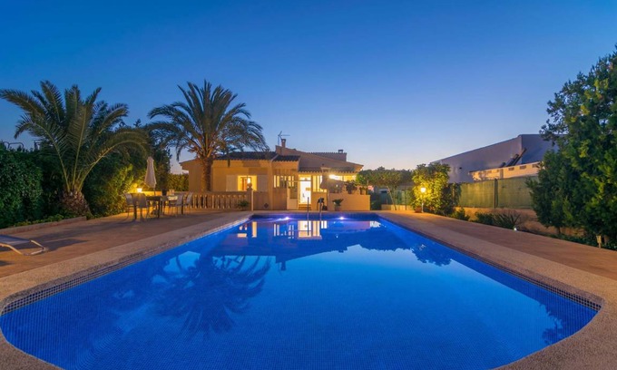 Badia Blava Villa | 158 m² Villa ∙ 3 bedrooms ∙ 6 guests