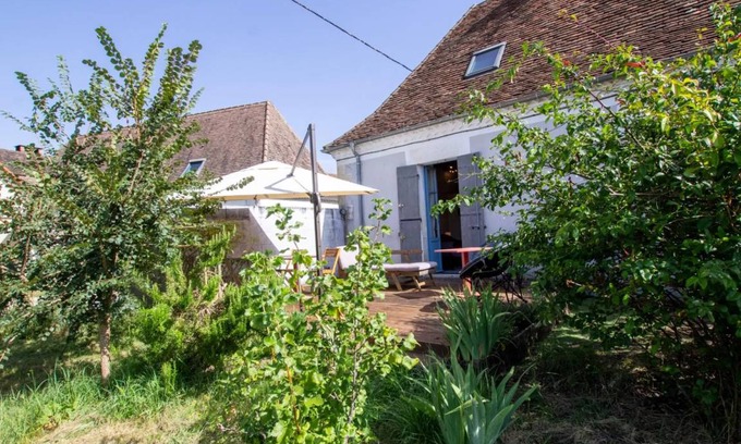 Saint-Pierre-de-Chignac House | 160 m² House ∙ 4 bedrooms ∙ 8 guests