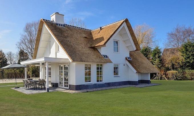 Municipality of Noordwijk Other | 160 m² Accommodation ∙ 3 bedrooms ∙ 6 guests