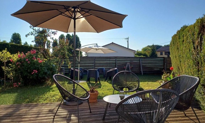 Ceyzeriat House | 168 m² Gîte ∙ 5 bedrooms ∙ 12 guests