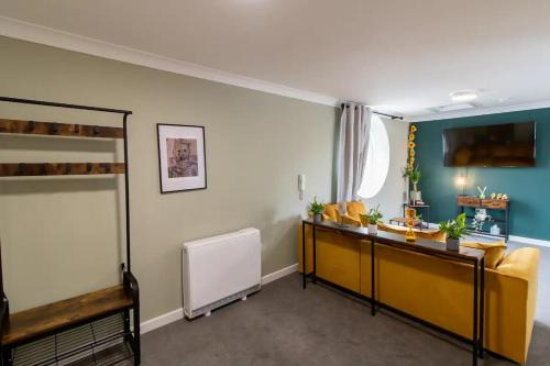Hartlepool Apartment | 17 Bowline · Superb Studio Free Parking Pass the Keys