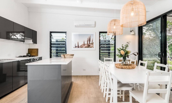 Northern Rivers Cottage | #17 Songbird Tallow beach houses 2 bed 3 bath