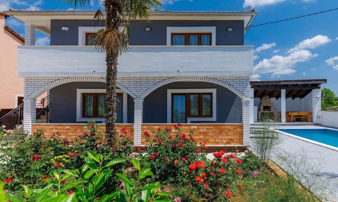 Rezanci Other | 180 m² Accommodation ∙ 4 bedrooms ∙ 8 guests
