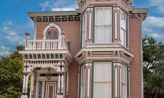 Historic Downtown Savannah House | 1876 Charming Victorian Home in Savannah's Famed Historic District