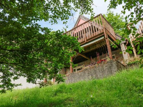 St. Ann's Chapel House | 19 Honicombe Park