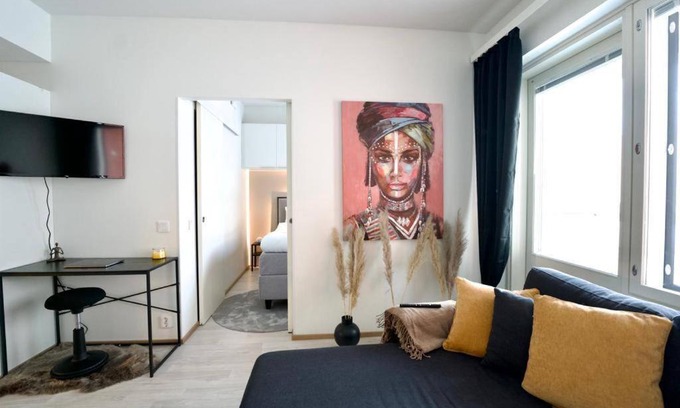 Rovaniemi Apartment | 1BR Suite - King Size Bed - Wi-Fi - Sauna