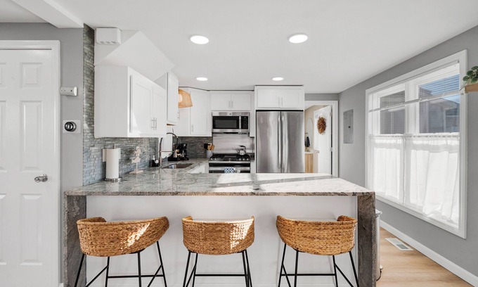 Hampton House | 2 Bed/2 Bath Private Beach House One Block from the ocean.