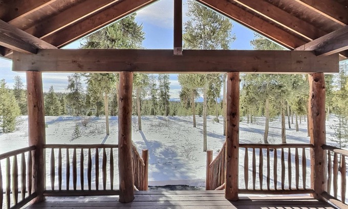 Leadville Cabin | 2 Bed Cabin, Fireplace, Lodgepole Pines