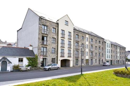 Westport Apartment | 2 Bed Gated Apartment Westport 15 The Anchorage The Quay F28 V342