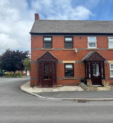 Shrewsbury Apartment | 2 bed house, walking distance Shrewsbury centre