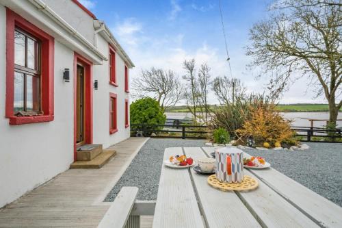 Wellingtonbridge House | 2 Bed in Wellingtonbridge oc-ii03414