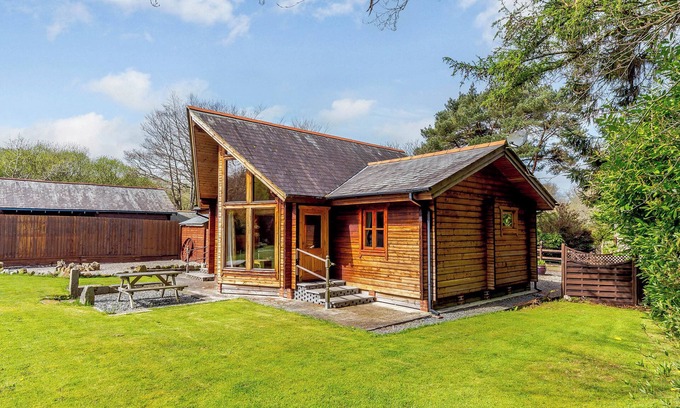 St. Columb Major Cottage | 2 bedroom accommodation in Trevarren, near Newquay