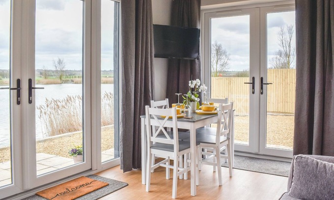 Huntingdon Cottage | 2 bedroom accommodation in Pidley, near Huntingdon