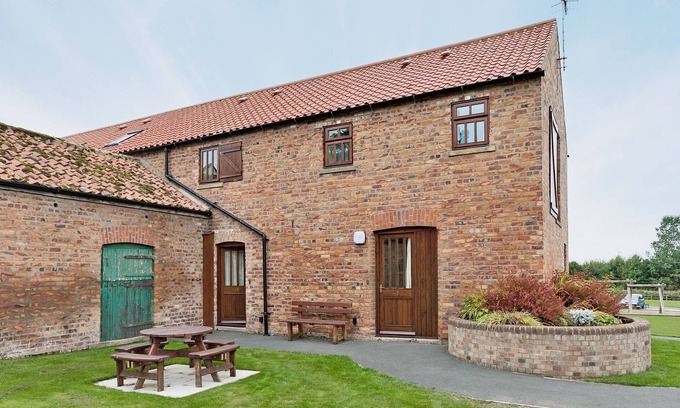 Folkton Cottage | 2 bedroom accommodation in Filey