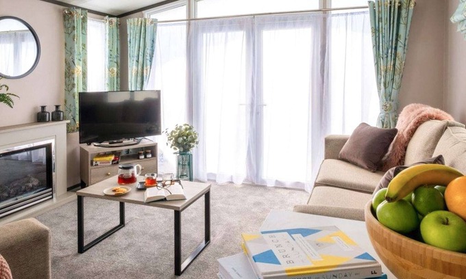 Ayr Cabin | 2 bedroom accommodation in Ayr, Ayrshire