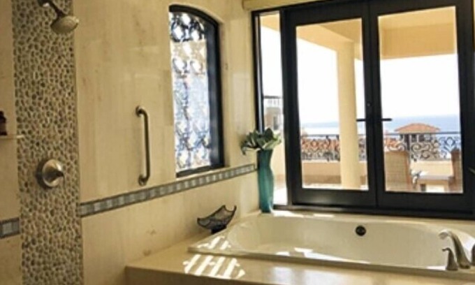 Los Cabos Resort | 2 Bedroom Penthouse Lands End - March 16-23-2024