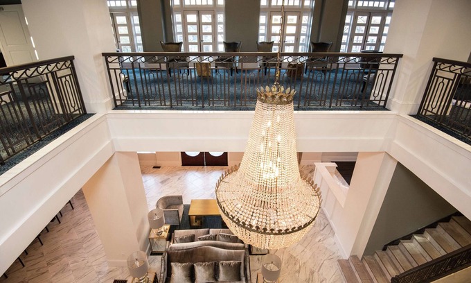 Central City House | 2 Connecting Suites at a 4⭐️ Hotel