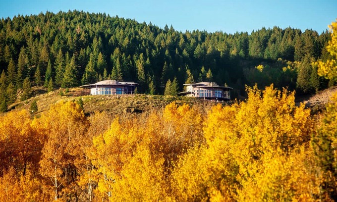 Ashton Cabin | 2 Dome Cabins-1 hr to Yellowstone-Hot tub+Theater+Gaming Room+Pool Table+Air Hoc