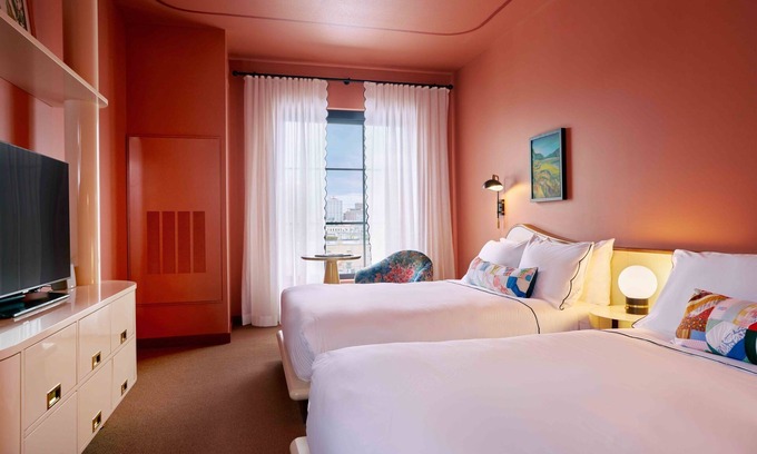 East Market District House | 2 Double Queen Room at Hotel Genevieve! Close to Louisville Slugger Field