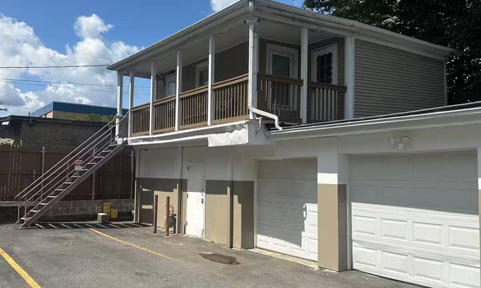 Central Falls Apartment | 2 floor apartment