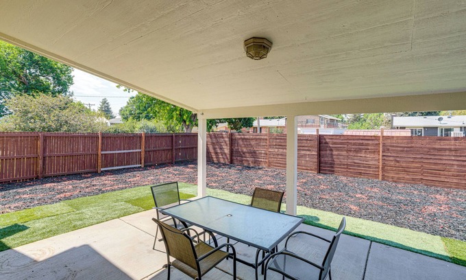 Chambers Heights House | 2 Mi to Hospitals: Home w/Private Yard in Aurora
