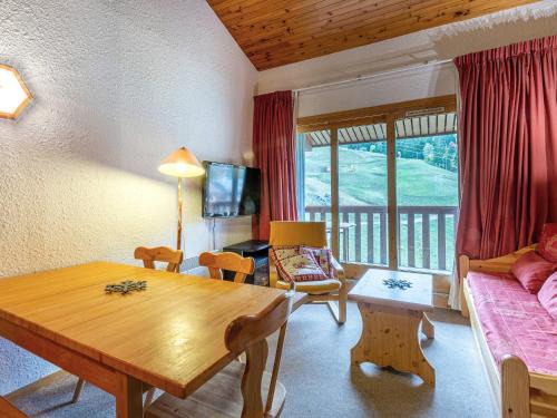 Les Avanchers-Valmorel Apartment | 2 pièces mezzanine pour 6 pers, balcon sud, proche pistes et commerces - FR-1-356-297
