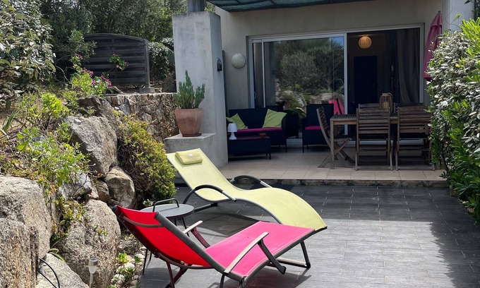 Marine de Saint Ambroggio Apartment | 2-room rental Sant Ambroggio 100 m from the beach and shops near Calvi