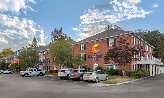 Foxboro Hotel | 2-Star Hotel ∙ Comfort Inn Foxboro - Mansfield