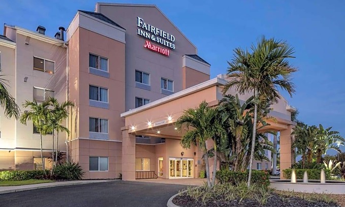 Venice Hotel | 2-Star Hotel ∙ Fairfield Inn & Suites by Marriott Venice