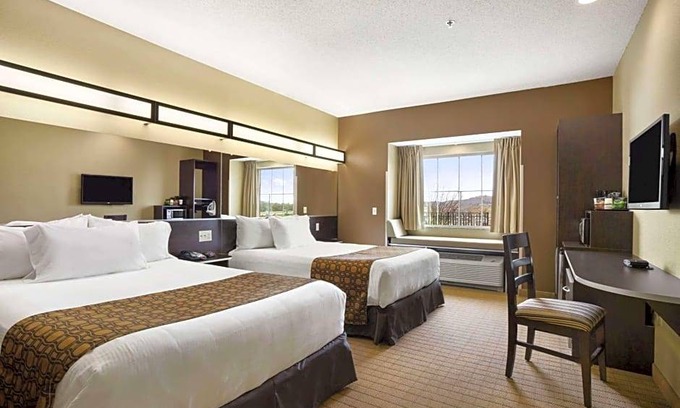Cambridge Hotel | 2-Star Hotel ∙ Microtel Inn & Suites by Wyndham Cambridge