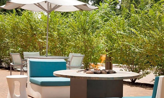 Oxford Valley Hotel | 2-Star Hotel ∙ SpringHill Suites by Marriott Philadelphia Langhorne